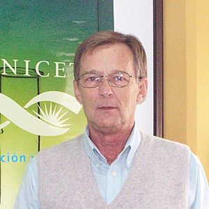 Dr. Ernesto Bjerg Dr. Ernesto Bjerg